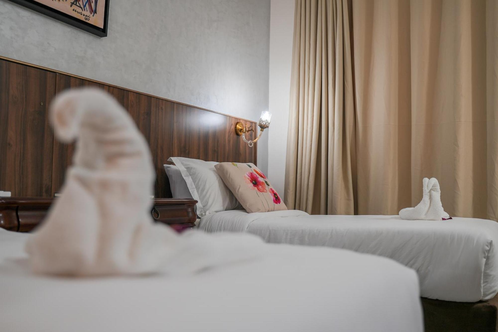 Hotel Arabesque Rabat Exteriör bild